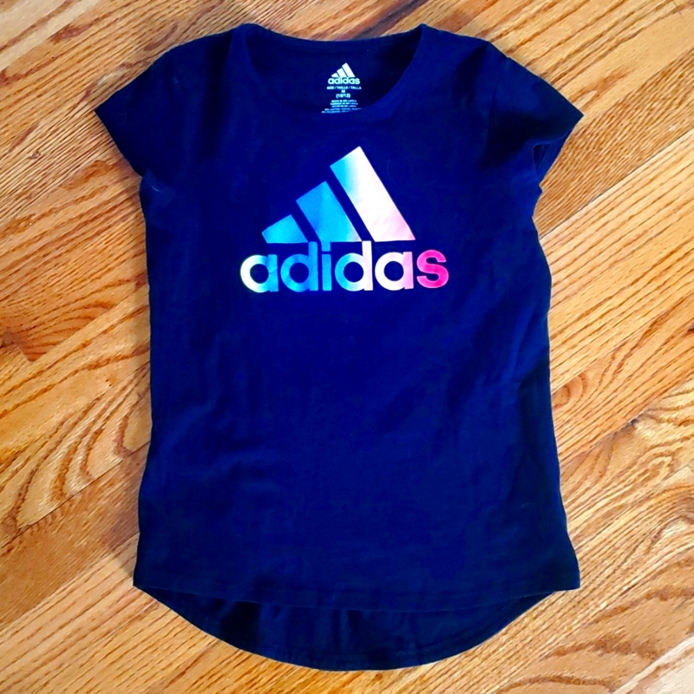 Girls Adidas 10/12 shirt